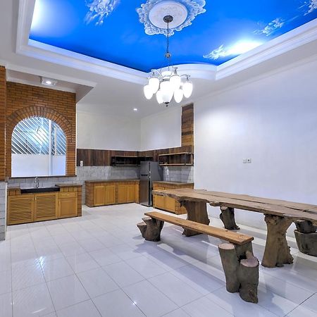Riverside Hostel Padang المظهر الخارجي الصورة